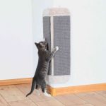 Дряпка Trixie для котів настінна кутова сизаль/плюш сіра 32x60 см - Зображення 2