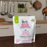 Корм сухий Brit Care Dog Sustainable Adult Small Breed для собак малих порід з куркою та комахами 1 кг - Зображення 6